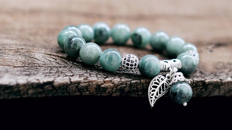 Cách chọn ngọc phù hợp với người mệnh hỏa