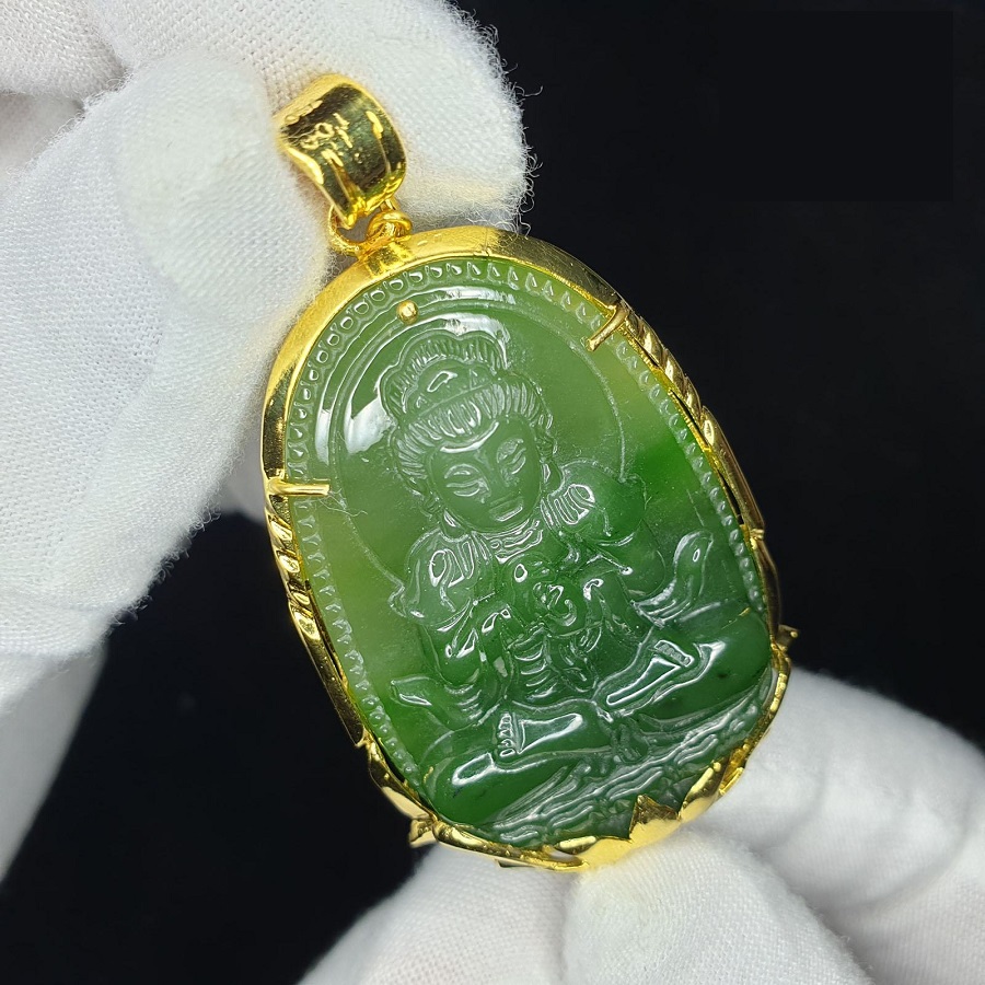 Quà tặng bằng ngọc ý nghĩa cho cha mẹ, ông bà