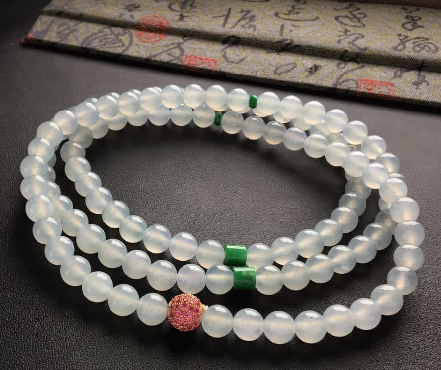 Chuỗi thạch anh trắng