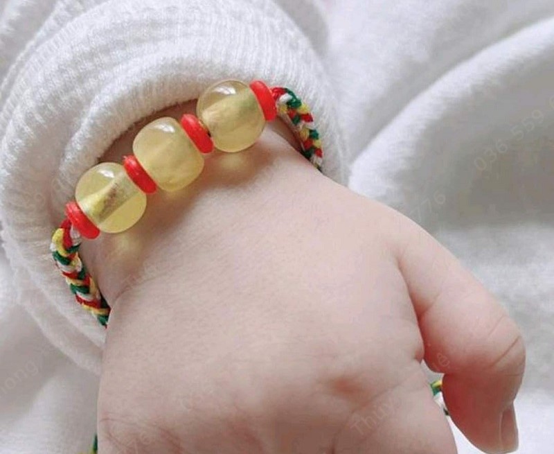 Hướng dẫn chọn ngọc phù hợp cho trẻ sơ sinh