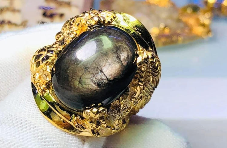 Ngọc tự nhiên - năng lượng chữa lành từ thiên nhiên