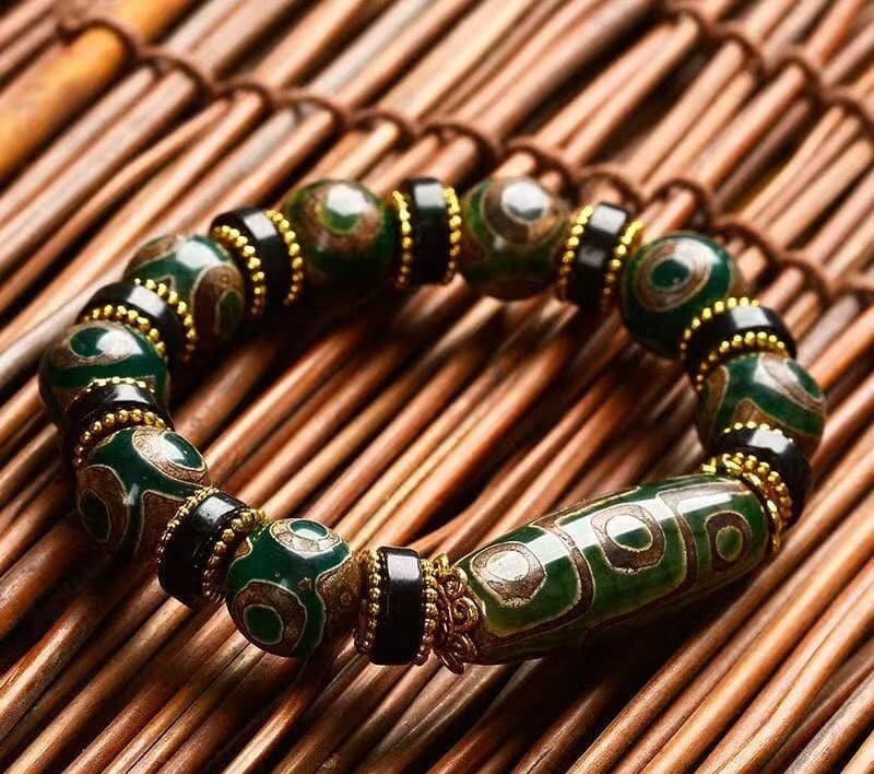 Mẫu vòng tay ngọc bích nam được ưa chuộng