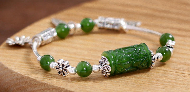 Tìm hiểu về lợi ích của Ngọc Bích với phụ nữ