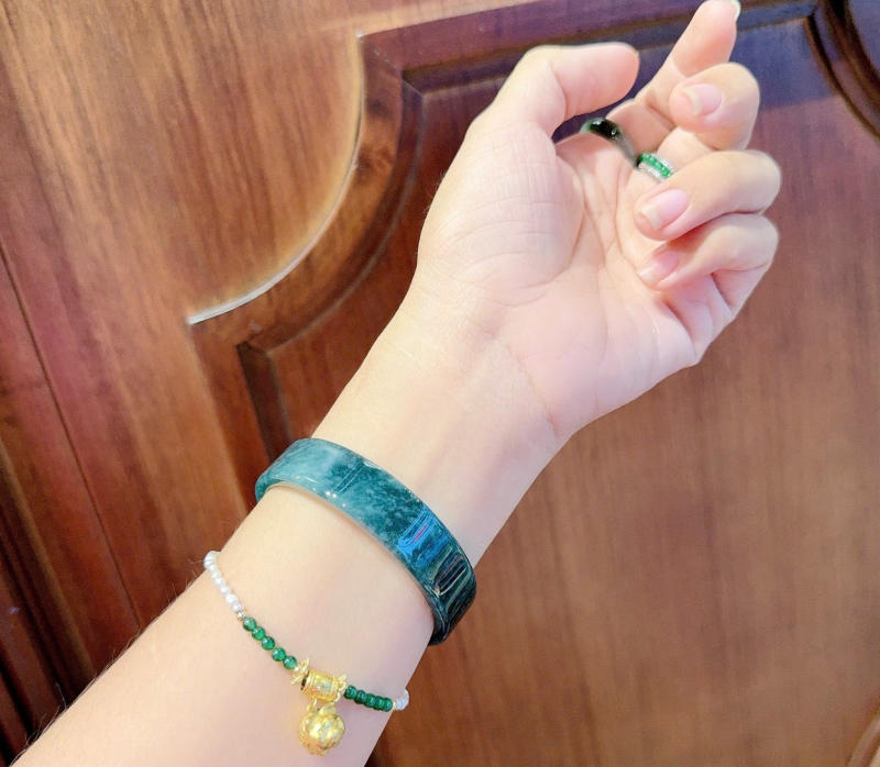 Trang sức ngọc là món quà kỷ niệm ý nghĩa, giá trị vĩnh cửu