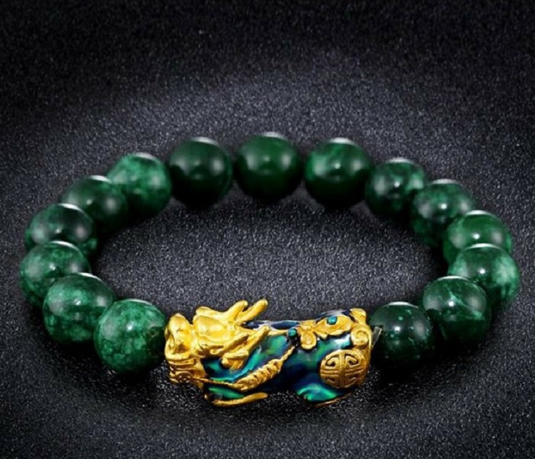 Khám phá về trang sức ngọc phong thủy cho nam