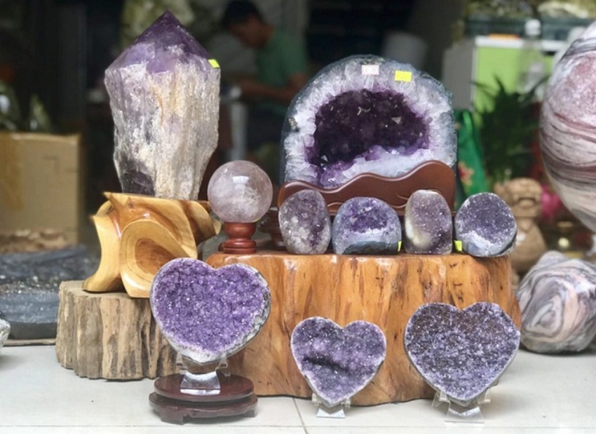 Quả cầu thạch anh giúp tăng cường năng lượng tích cực