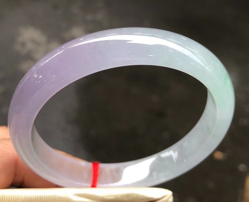 Khám phá công dụng của vòng tay ngọc tự nhiên hỗ trợ giấc ngủ sâu